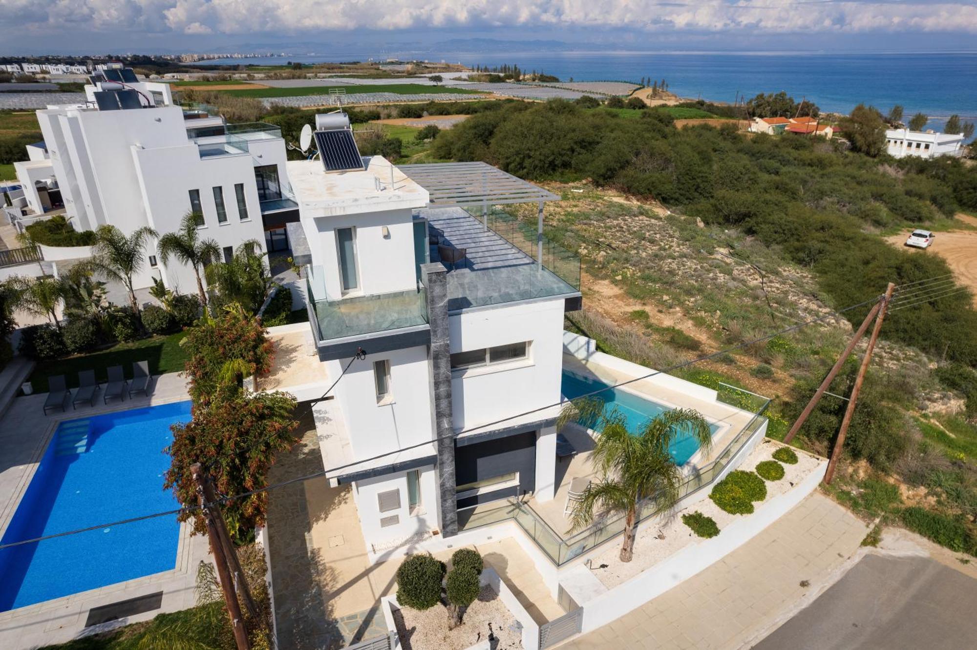 Seaside Luxury Villa Паралимни Экстерьер фото